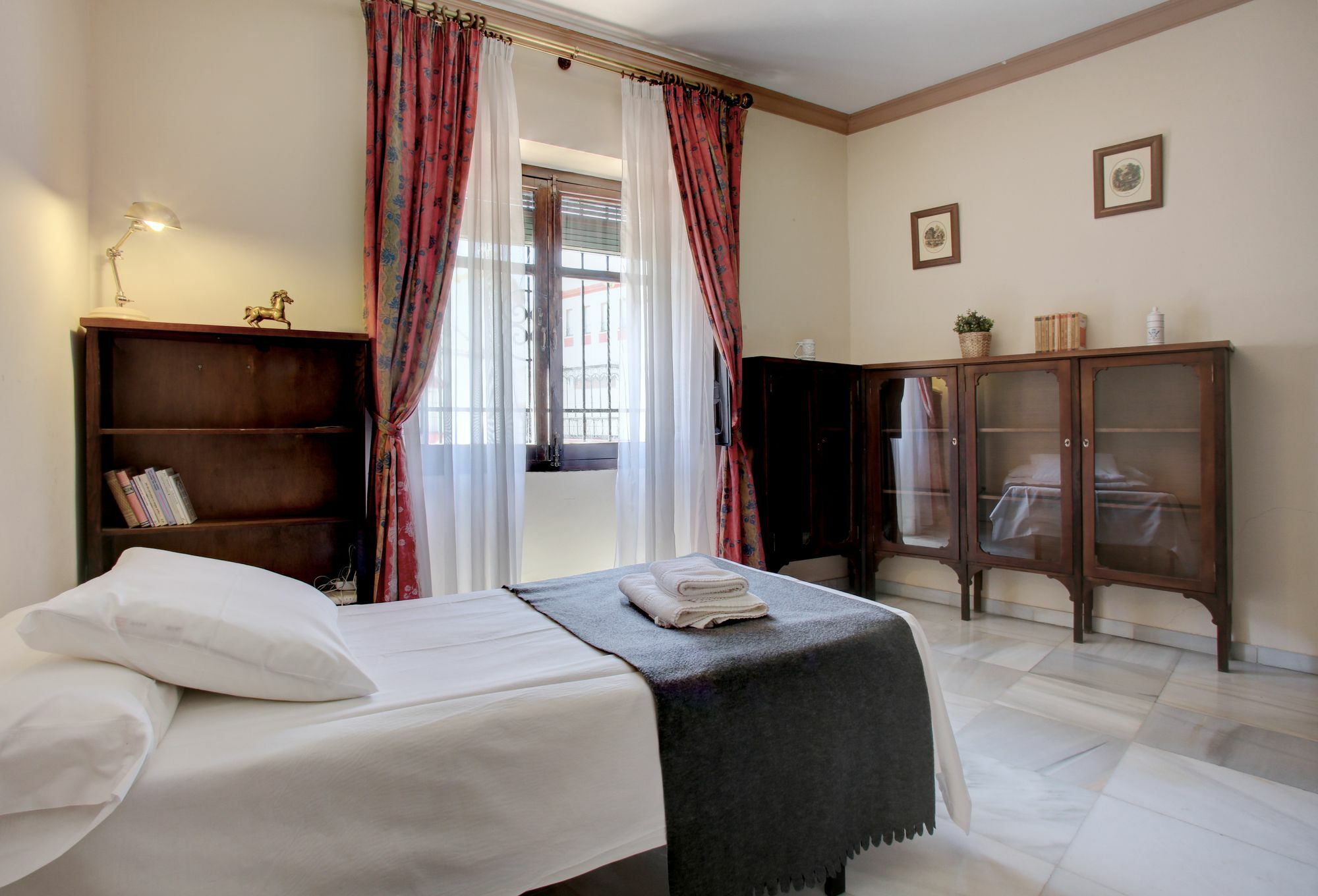 Holiday House Abul Beka รอนดา ภายนอก รูปภาพ